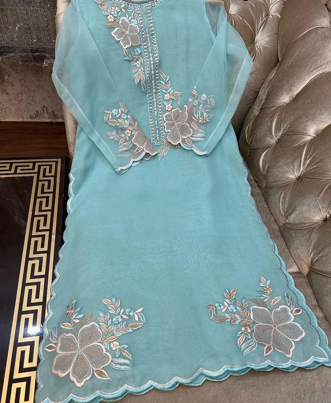 white christmas dresses PUMMI CUTWORK – ajwa.pk